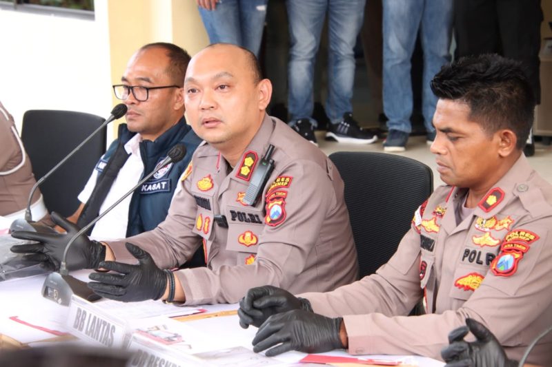 AKBP Rivanda saat menyampaikan keberhasilan Polres Sumenep mengungkap 18 kasus kriminal.