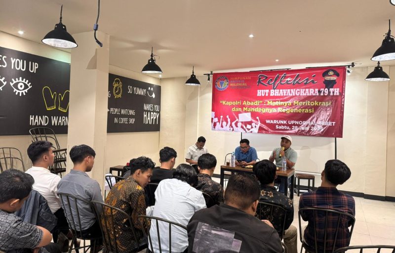 Momen diskusi publik bertema Kapolri Abadi: Matinya Meritokrasi dan Mandegnya Regenerasi.
