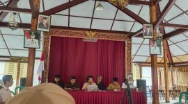 Konferensi pers kesepakatan pemberhentian survei siesmik.
