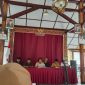 Konferensi pers kesepakatan pemberhentian survei siesmik.