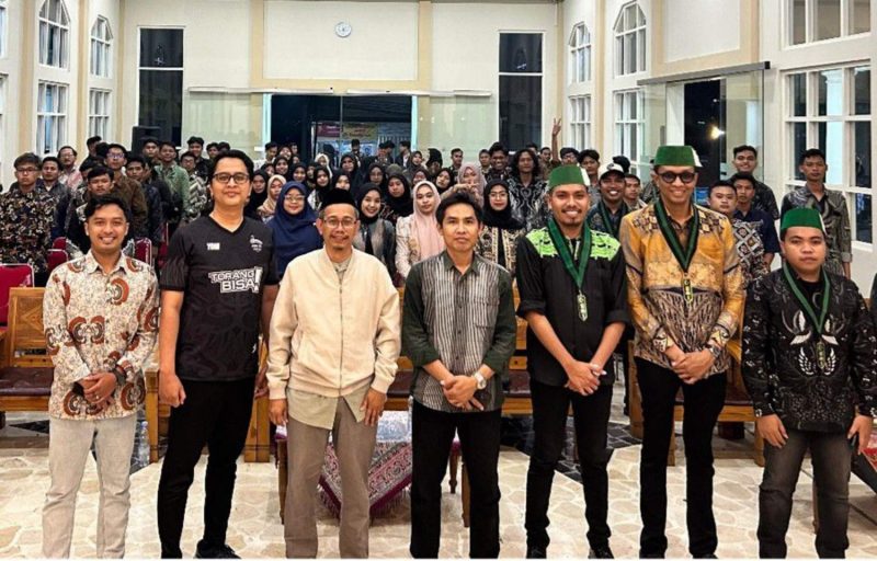 HMI Cabang Malang, MD KAHMI Kota Malang, Badko HMI Jawa Timur Bersama peserta Training Raya 2025.