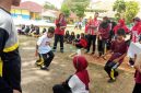 Keseruan lomba di SMPN 3 Kamal.