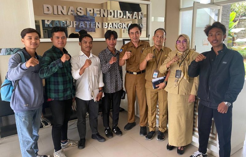 Pemuda Tanah Merah Berdaya, melakukan audiensi dengan Dinas Pendidikan Bangkalan, membahas beberapa hal penting, terutama soal infrastruktur.