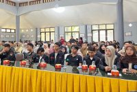 Para peserta seminar terlihat antusias menghadiri seminar pendididikan antikorupsi.