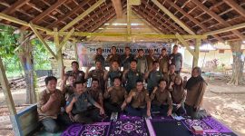 Kepala Perhutani Madura bersama jajaran.
