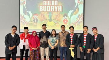 Bulan Budaya di Gedung 1201 Walailak University Thailand.