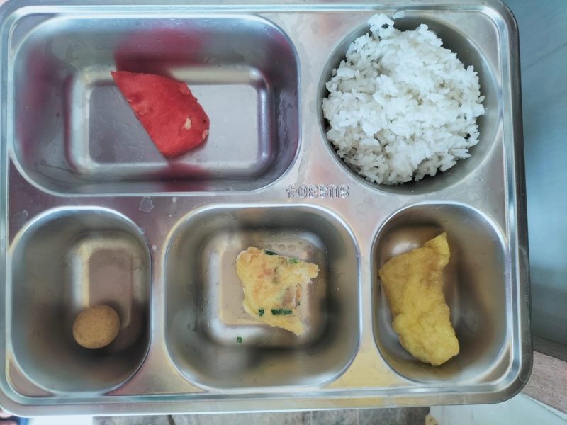 Menu MBG di Bujur Timur, dianggap tidak layak untuk dikonsumsi.