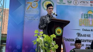 KH. Mahrus Nahrawi Buka Harlah ke-70 Maqnaul Ulum dengan Pelepasan Seribu Merpati