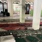 Suasa didalam masjid usai terjadi ledakan. (Foto/X@republikplus62) 