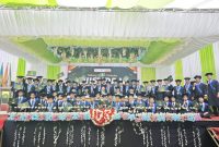 Momen spesial wisuda sarjana ke V STAI DUBA sekalogus alih status menjadi IDB.